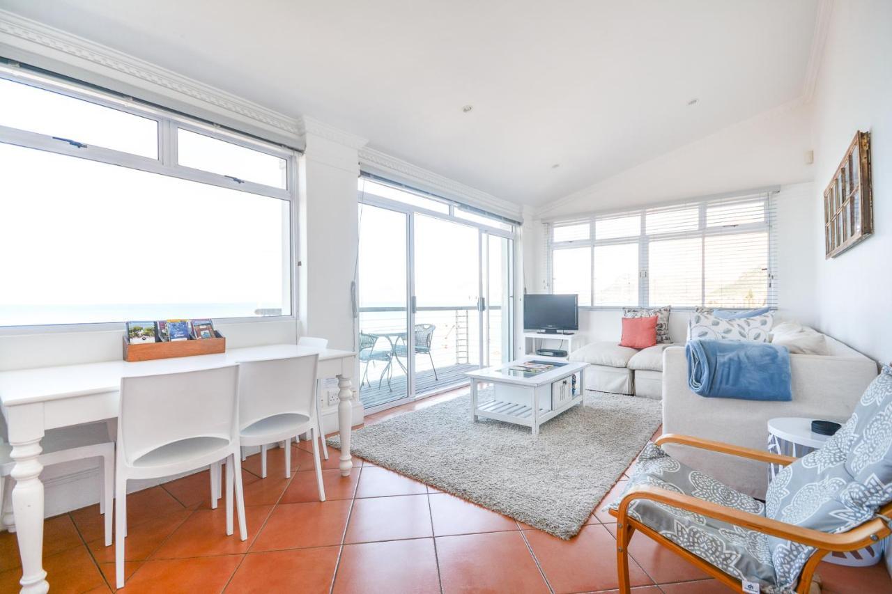 Oceanfront Penthouse Daire Muizenberg Dış mekan fotoğraf