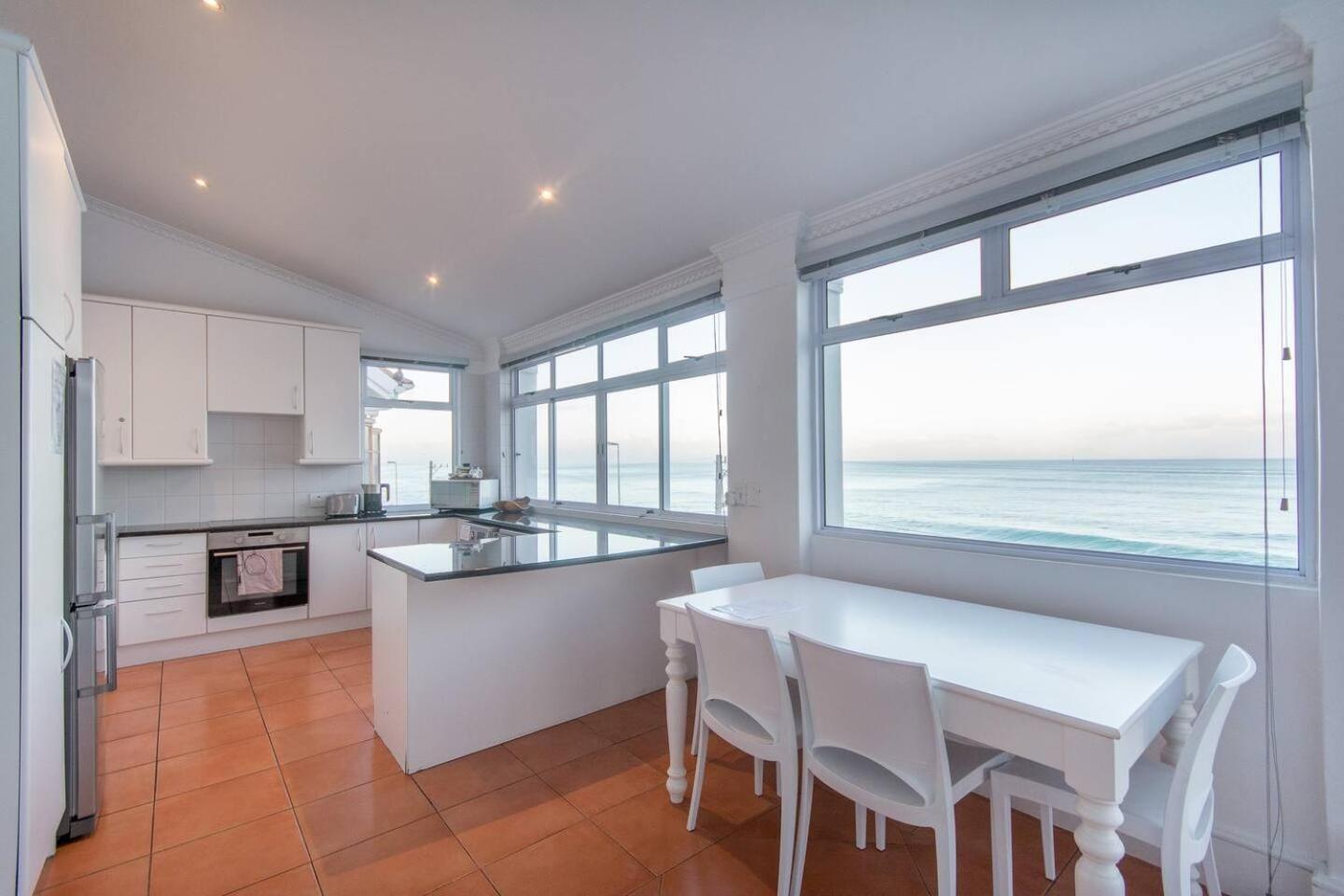 Oceanfront Penthouse By Open Home Muizenberg Dış mekan fotoğraf